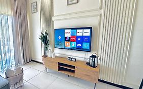 2Bed In Exquisite Golf Estate!